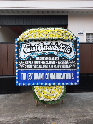 Papan Bunga Duka di Ceger